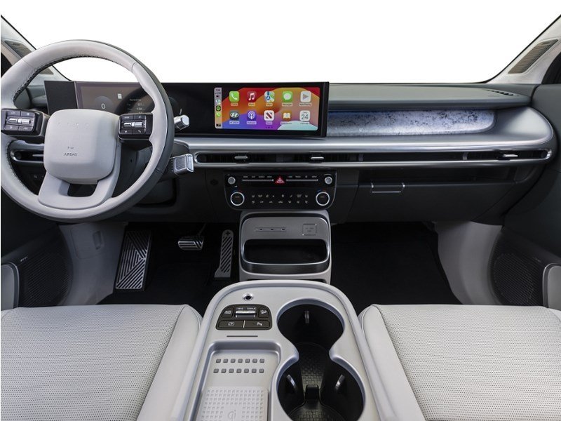 2026 Hyundai IONIQ 9 Essential OEM Shot 4