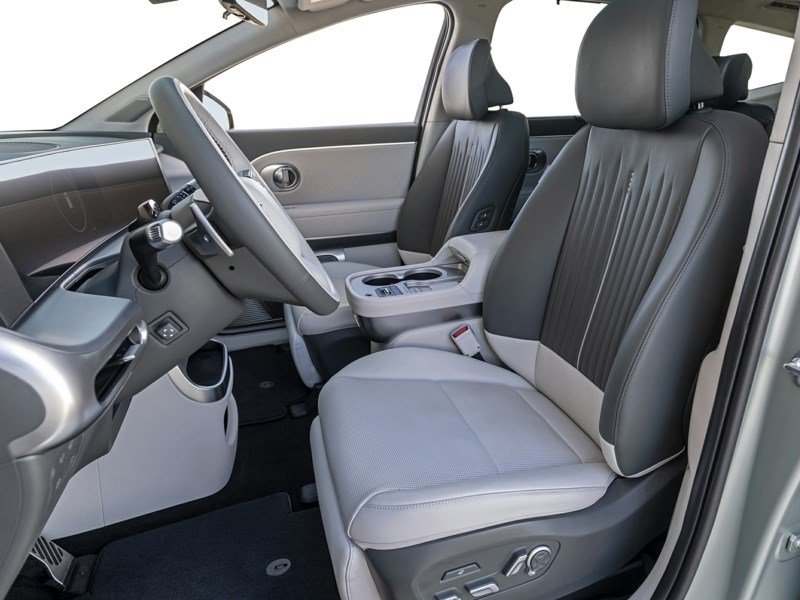 2026 Hyundai IONIQ 9 Essential OEM Shot 5