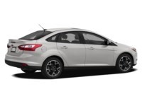 2012 Ford Focus 4dr Sdn SE Oxford White  Shot 35