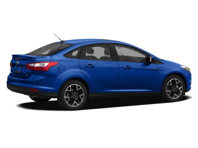 2012 Ford Focus 4dr Sdn SE Blue Candy Metallic Tinted Clearcoat  Shot 38