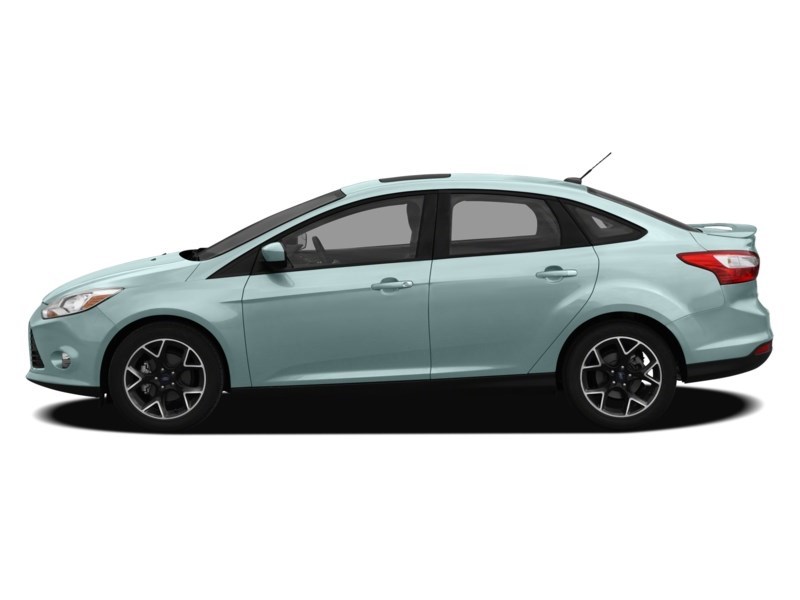 2012 Ford Focus 4dr Sdn SE Frosted Glass Metallic  Shot 12