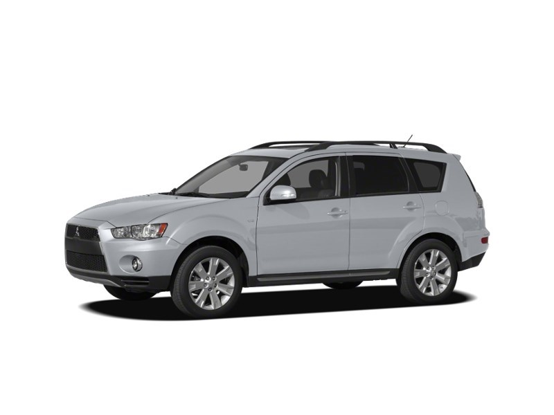 2012 Mitsubishi Outlander 4WD 4dr ES Diamond White Pearl  Shot 6