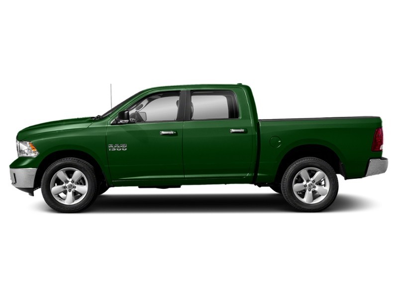 2017 RAM 1500 4WD Crew Cab 140.5" Big Horn