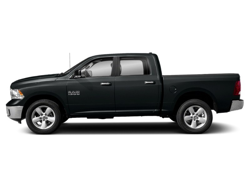 2017 RAM 1500 4WD Crew Cab 140.5" Big Horn Maximum Steel Metallic  Shot 89
