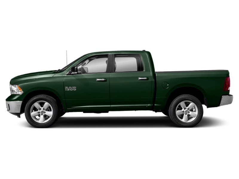 2017 RAM 1500 4WD Crew Cab 140.5" Big Horn