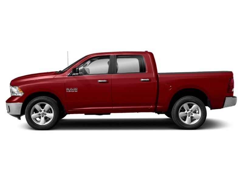 2017 RAM 1500 4WD Crew Cab 140.5" Big Horn Flame Red  Shot 137