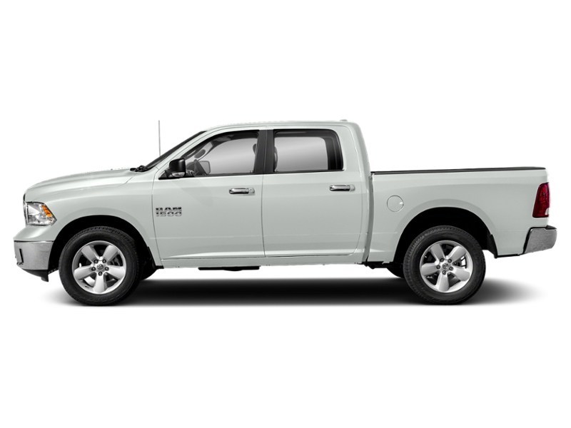 2017 RAM 1500 4WD Crew Cab 140.5" Big Horn