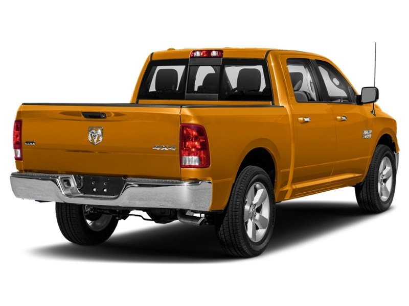 2017 RAM 1500 4WD Crew Cab 140.5" Big Horn Power Tan  Shot 80