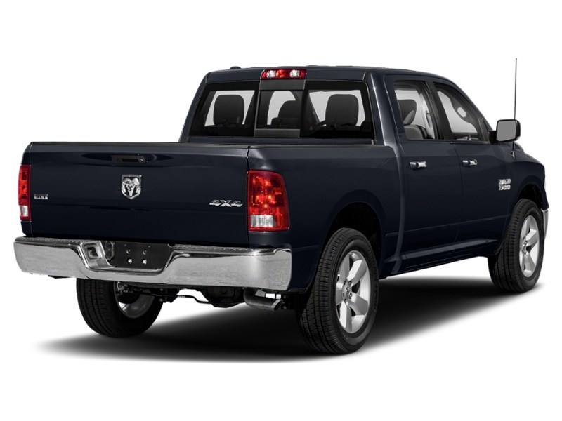 2017 RAM 1500 4WD Crew Cab 140.5" Big Horn Midnight Blue Pearl  Shot 96
