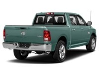 2017 RAM 1500 4WD Crew Cab 140.5" Big Horn