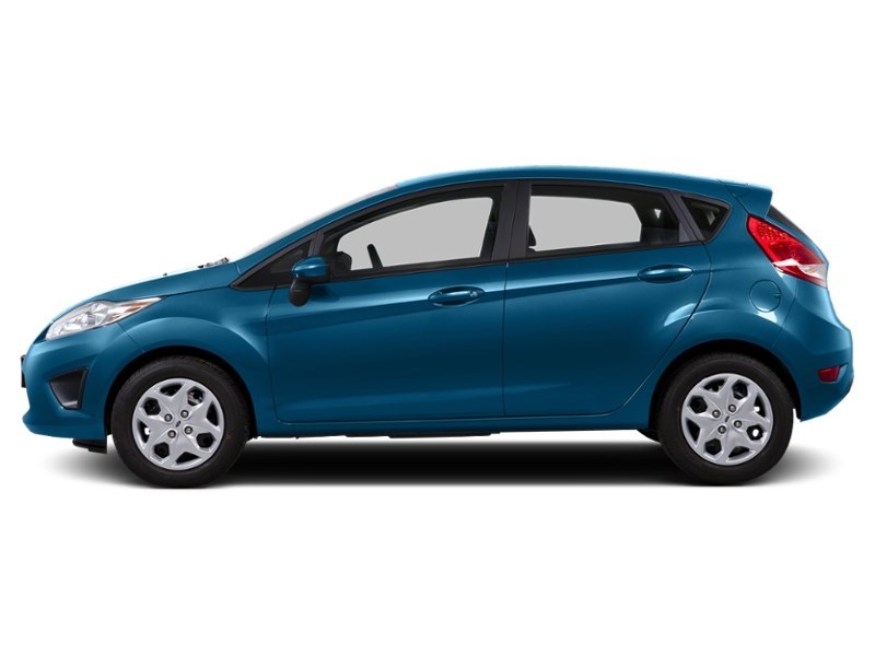 2013 Ford Fiesta 5dr HB SE Blue Candy Metallic Tinted Clearcoat  Shot 5