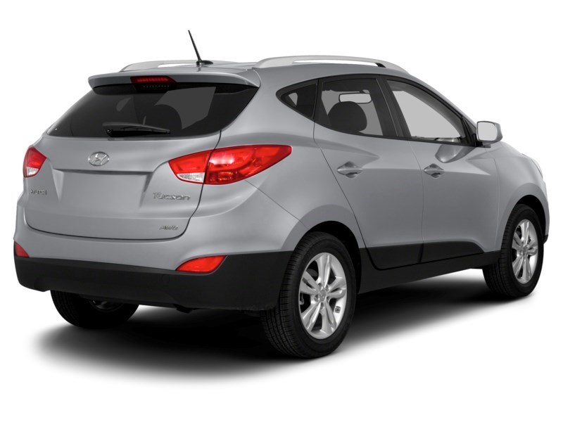2013 Hyundai Tucson AWD 4dr I4 Auto GL *Ltd Avail* Diamond Silver Metallic  Shot 2